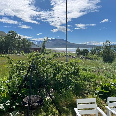 Hos Laura & Valdemar Villa Nord-Lenangen Buitenkant foto