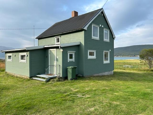 Hos Laura & Valdemar Villa Nord-Lenangen Buitenkant foto